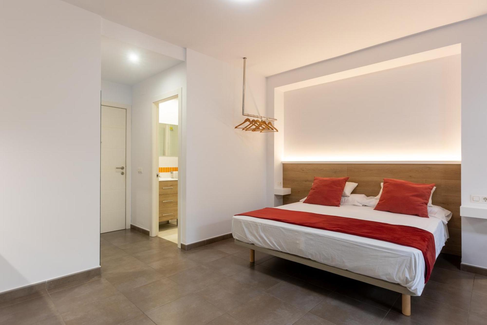 Apartamentos Enfrente Del Museo Dali Figueres  Zewnętrze zdjęcie